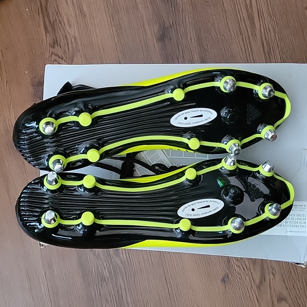 NIB Adidas Malice Rugby Cleat Boots - Picture 3 of 4